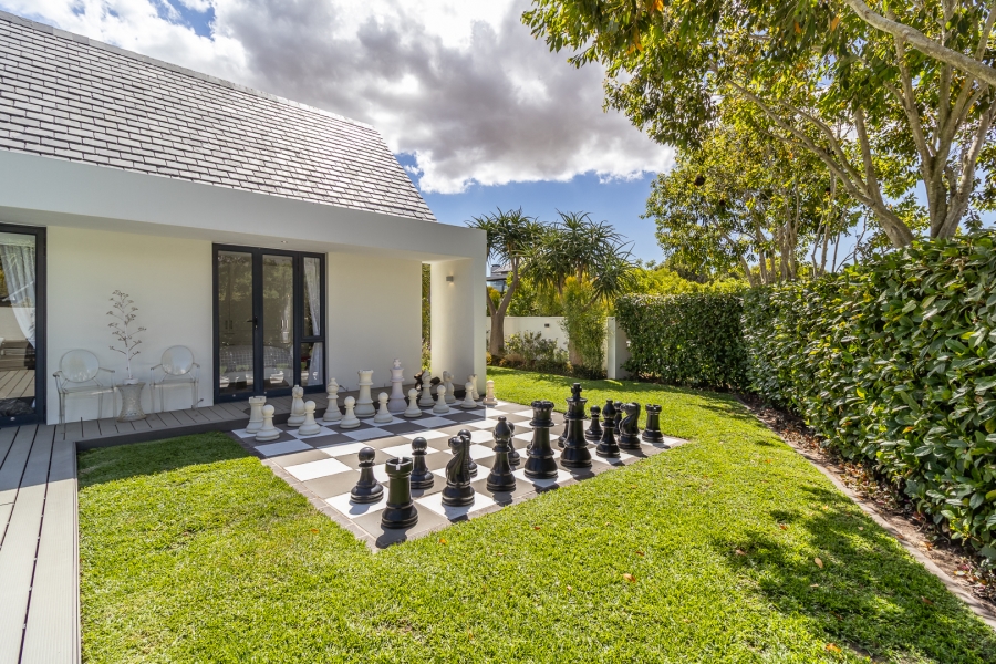 4 Bedroom Property for Sale in Pearl Valley at Val de Vie Western Cape